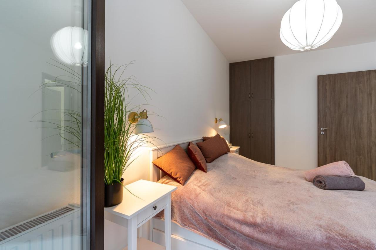 Modern & Newly Built Apartment With Private Garage Budapest Kültér fotó