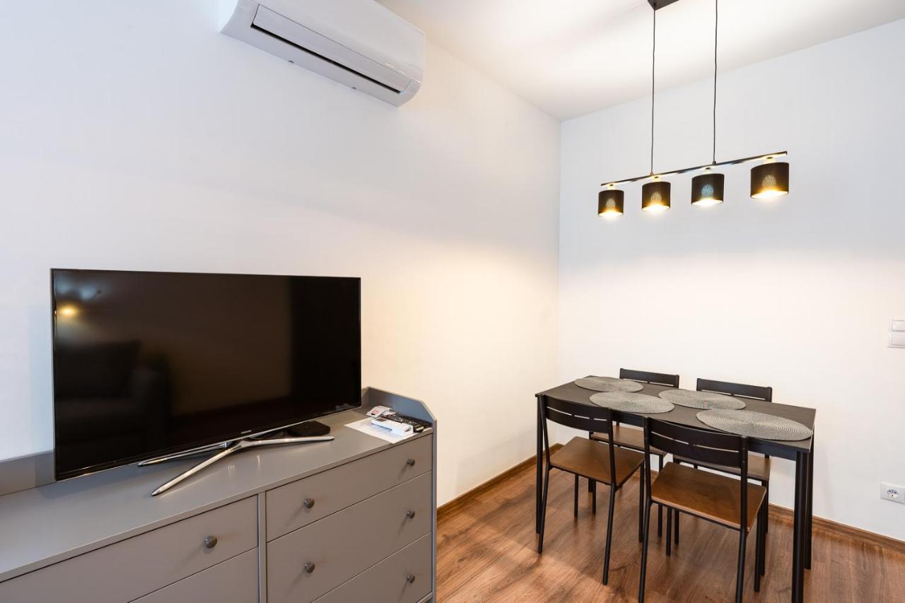 Modern & Newly Built Apartment With Private Garage Budapest Kültér fotó