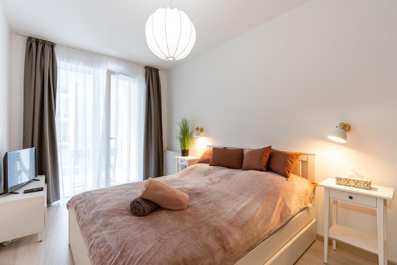Modern & Newly Built Apartment With Private Garage Budapest Kültér fotó