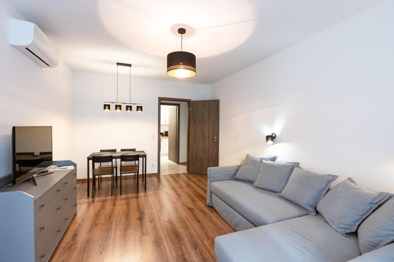 Modern & Newly Built Apartment With Private Garage Budapest Kültér fotó